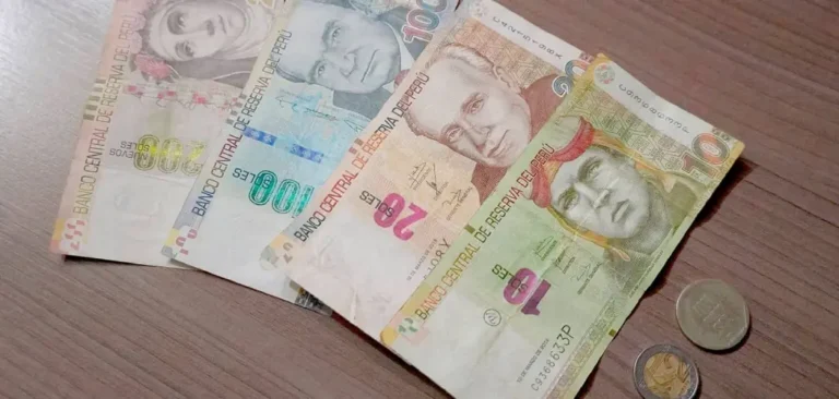 Cash on the Salkantay Trek