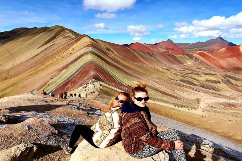 vinicunca rainbow mountain