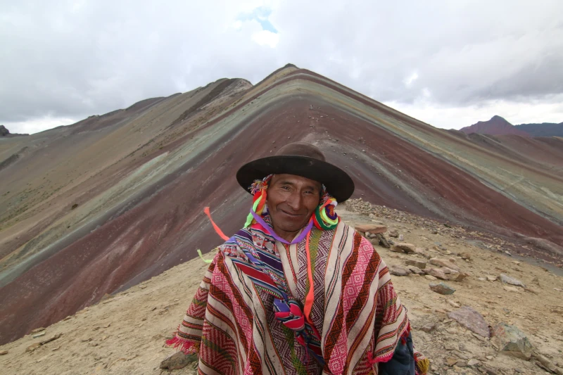 vinicunca rainbow mountain