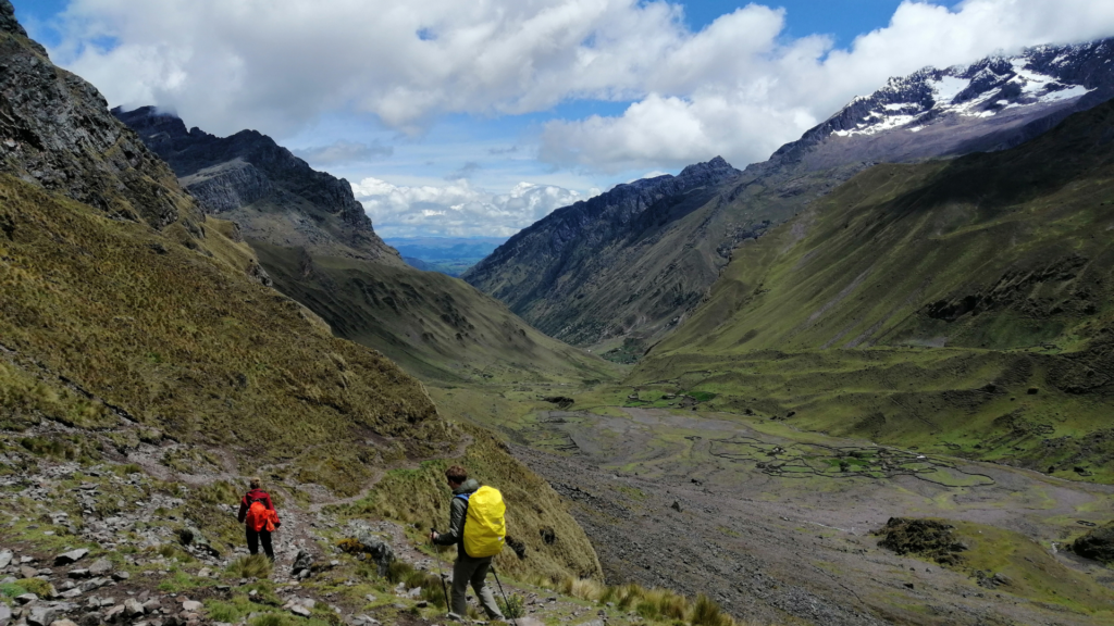 Walking to Lares