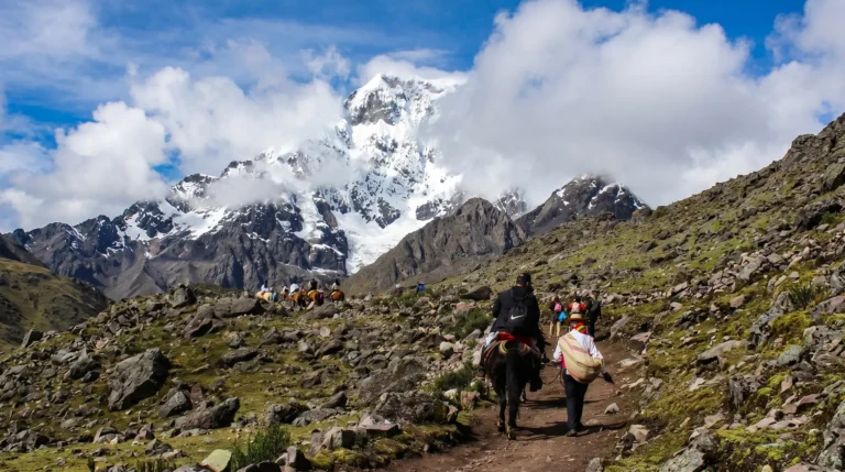 Ausangate Trek 4 Days 3 Nights hiking Peru