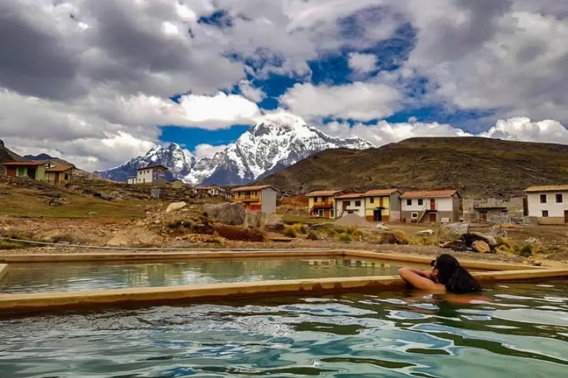 pacchanta hot springs