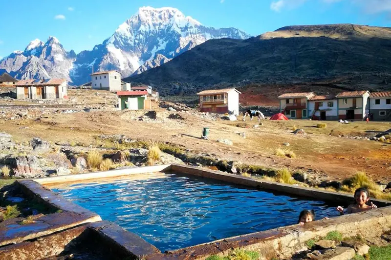 pacchanta hot springs