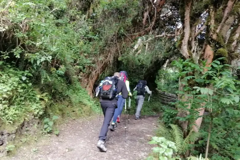 salkantay vs inca trail