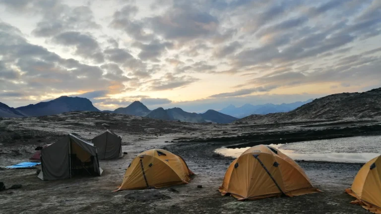 Day 3: Hatun Pucacocha – Apacheta Pass – Anantapata – Warmisaya – Surineqocha