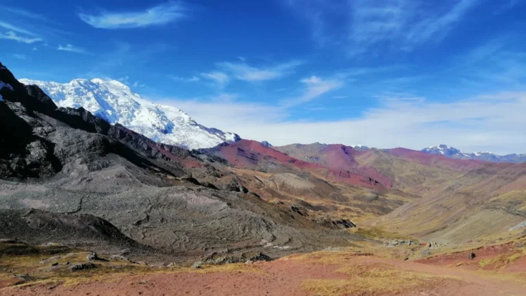 Day 4: Surineqocha – Rainbow Mountain – Red Valley – Cusco