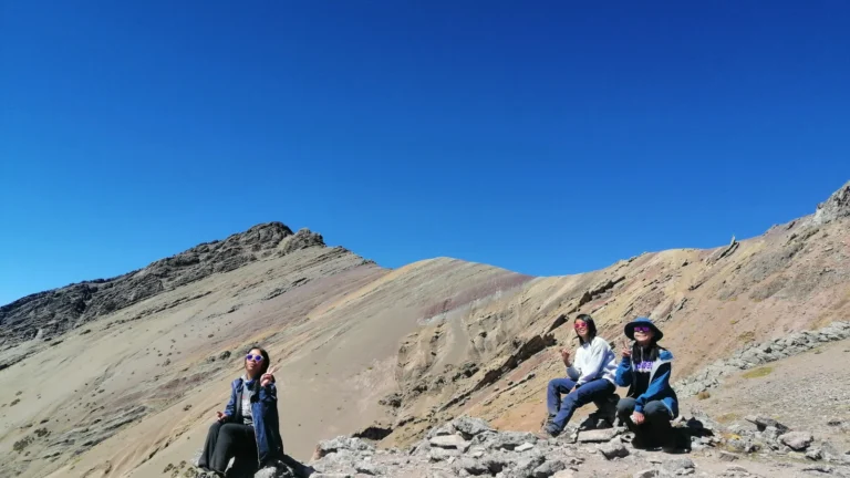 Day 4: Surineqocha – Rainbow Mountain – Red Valley – Cusco
