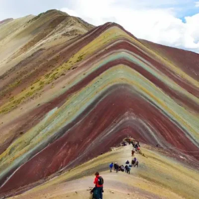 Discover the time it takes to reaching Vinicunca: A complete guide for your adventure