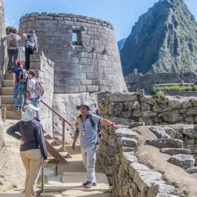 Discover the Benefits of Hiring a Guide in Machu Picchu